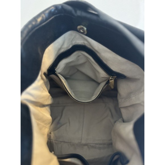 TORY BURCH Classic City Hobo Leather Shoulder Bag Slouchy Purse Brass Logo - Picture 16 of 16